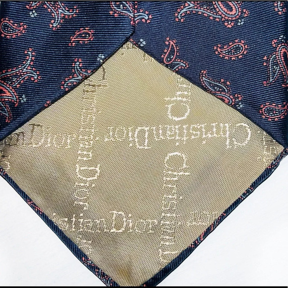 Christian Dior Designer paisley print silk tie - Picture 3 of 3